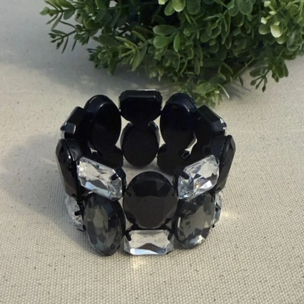 Chic Gemstone Women’s Bracelet | New